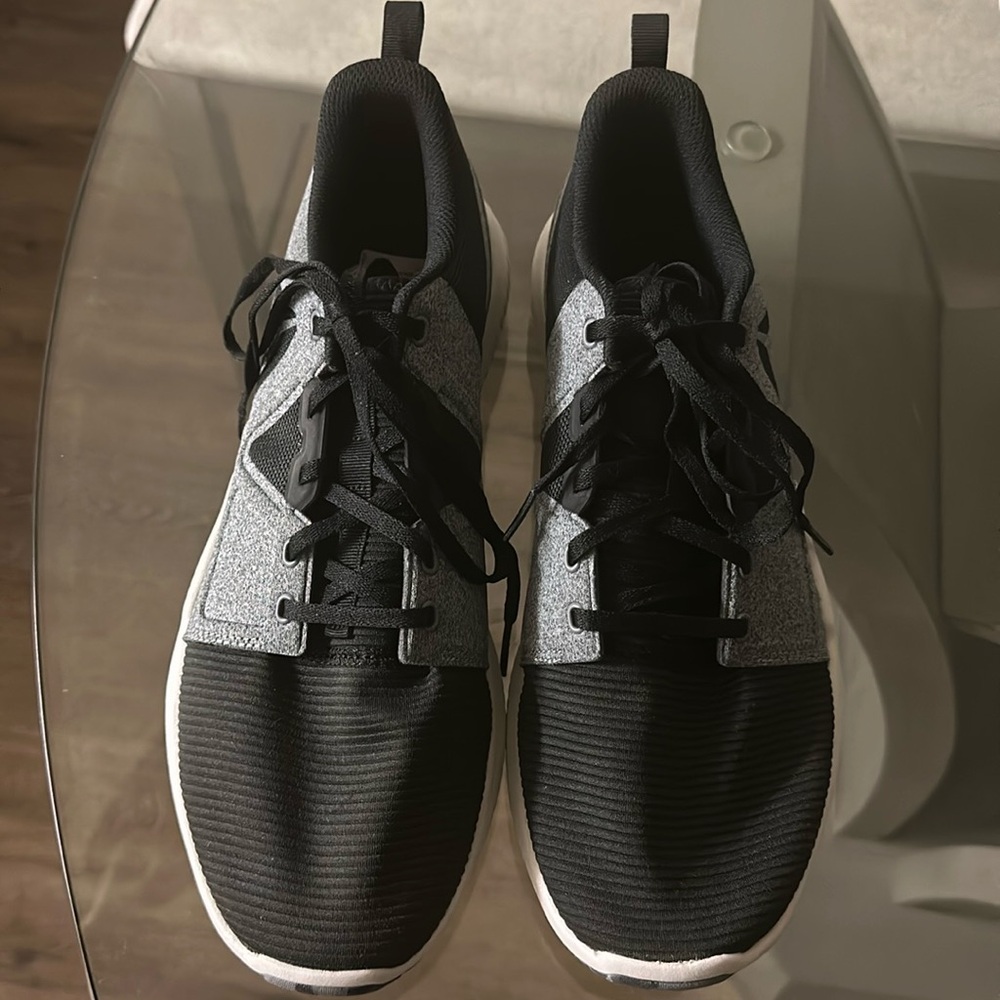 💥❗️New without tags Reebok Men’s Running Shoes❗️💥